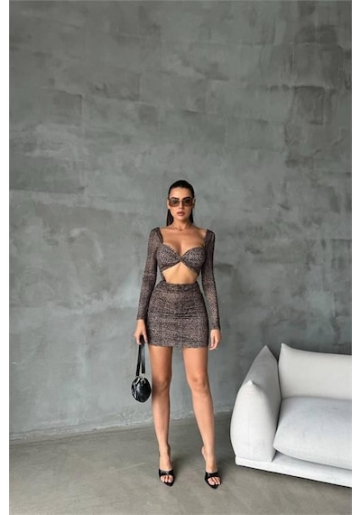 Dip Moda Kadın Leopar Sırt Ve Göğüs Dekolteli Mini Elbise Dpnbdf079 Kahverengi