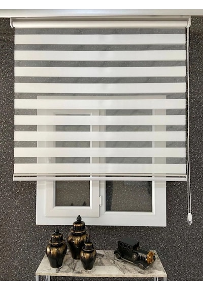 Beyaz Geniş Pliseli Zebra Stor Perde Eteği Dilimli Alüminyum Kasa+metal Ayak Beyaz