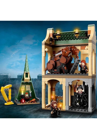 LEGO® Harry Potter 76387 Hogwarts Fluffy Ile Karşılaşma 397 Parça