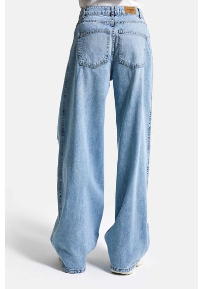Itsbasic Kadın Ice 4s6-3 Barrel Yüksek Bel Fit Süper Bol Kesim Kemer Detaylı Tasarım Denim Jean Buz Mavi