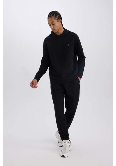 DeFactoFit Standart Fit Kapüşonlu Kapitoneli Sporcu Sweatshirt D0752AX24AUBK81