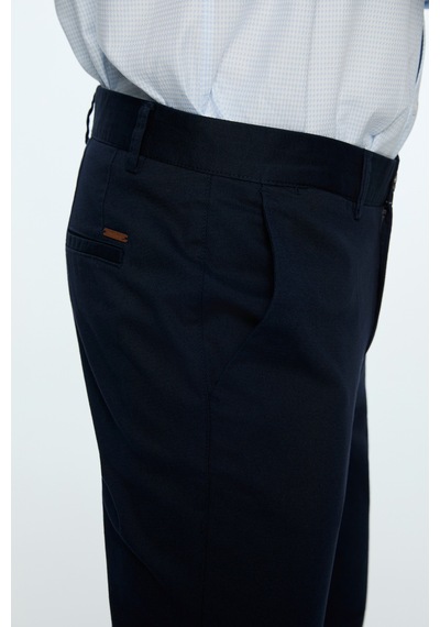 Morven Erkek Lacivert Pamuk Trend Düz Slim Fit Chino Pantolon 26ys003007200 Lacivert Morven Erkek Lacivert Pamuk Trend Düz Slim Fit Chino Pantolon 26ys003007200 Lacivert