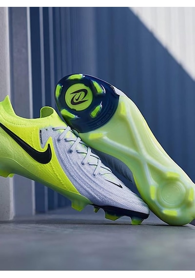 Nike Phantom Gx Iı Elite Fg Erkek Çim Zemin Kramponu Fj2559-003 Beyaz