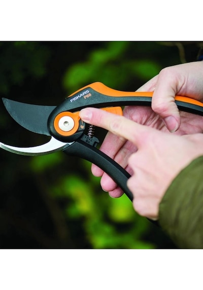 Fiskars P68 Smartfit Budama Makası