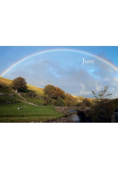 Celebrating The Seasons With The Yorkshire Shepherdess: Farming, Family And Delicious Recipes To Sha