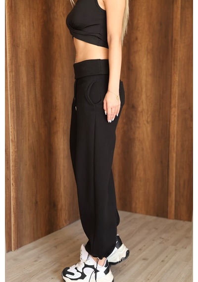 Ozy Fashion Kadın Beli Katlamalı Lastikli Bol Paça Stoper Detaylı 3 İplik Kışlık Eşofman Altı Siyah Ozy Fashion Kadın Beli Katlamalı Lastikli Bol Paça Stoper Detaylı 3 İplik Kışlık Eşofman Altı Siyah