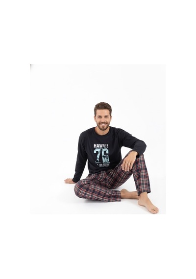 Free Beka Uzun Kollu Ekose Desenli Altı Kareli Erkek Pijama Takımı Pamuklu Ve Rahat Kumaş Lacivert Free Beka Uzun Kollu Ekose Desenli Altı Kareli Erkek Pijama Takımı Pamuklu Ve Rahat Kumaş Lacivert