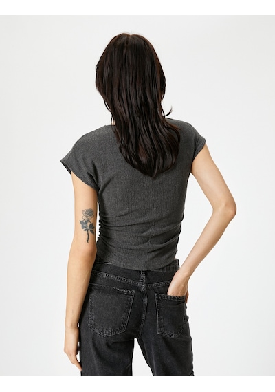 Koton Bürümcük Kumaş Dokulu Slim Fit Drapeli Kap Kol Bisiklet Yaka Tişört Antrasit 7wak50009ek
