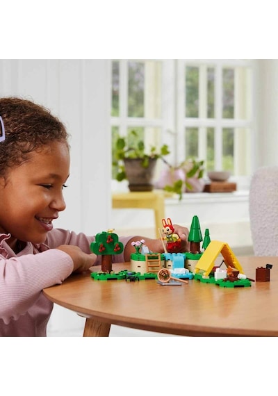LEGO® Animal Crossing™ Bunnie Açık Hava Aktivitelerinde 77047 6+ Yaratıcı Oyuncak Yapım Seti - 164 Parça