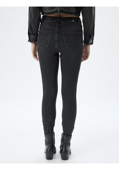 Koton Yüksek Bel Kot Pantolon Dar Paça Push Up - Skinny Push Up Fit Jean Siyah 5wal40052md Siyah Koton Yüksek Bel Kot Pantolon Dar Paça Push Up - Skinny Push Up Fit Jean Siyah 5wal40052md Siyah