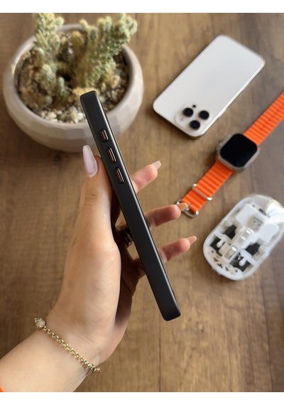 Apple iPhone 14 Pro Max Uyumlu Karbon Desenli Standlı Ve Magsafe Uyumlu Kılıf Soocase700 Siyah