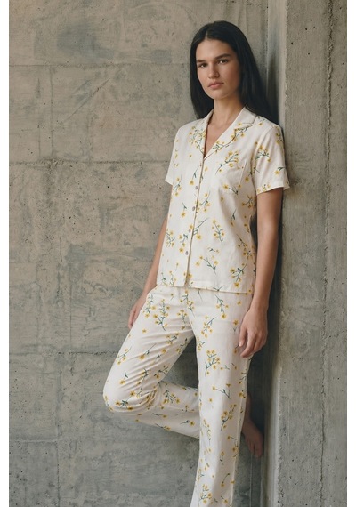 V Yaka Düğmeli Casual Çok Renkli Pijama Takımı