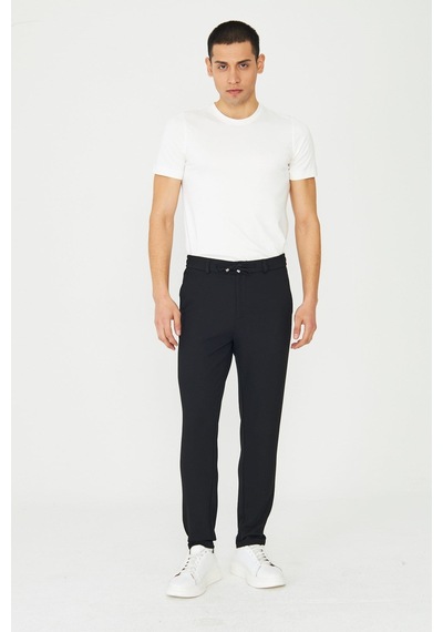 Siyah Smart Casual Modern Kesim Erkek Jogger Pantolon Siyah