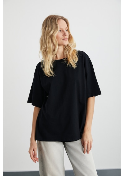 Grimelange Lagertha Kadın %100 Organik Pamuklu Kalın Dokulu Oversize Fit Yuvarlak Yakalı Siyah T-shirt
