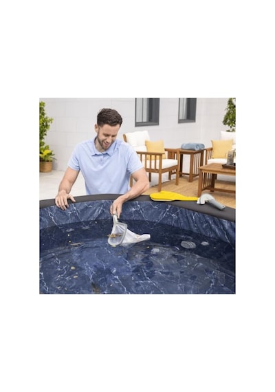 Temizlik Seti İle Şişme Spa Bakımında Kolaylık Sağlayın Açık Ahşap
