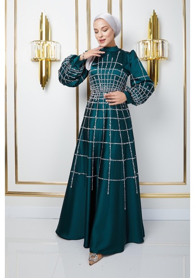 Olcay Önü Ve Kolları Taş Ve Pul Bezeli Kloş Saten Tesettür Abiye Elbise Yeşil 1675
