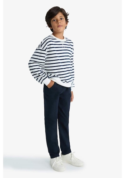 Defacto Erkek Çocuk Düz Paça Gabardin Okul Pantolonu T8850a625aunv253 Lacivert Defacto Erkek Çocuk Düz Paça Gabardin Okul Pantolonu T8850a625aunv253 Lacivert