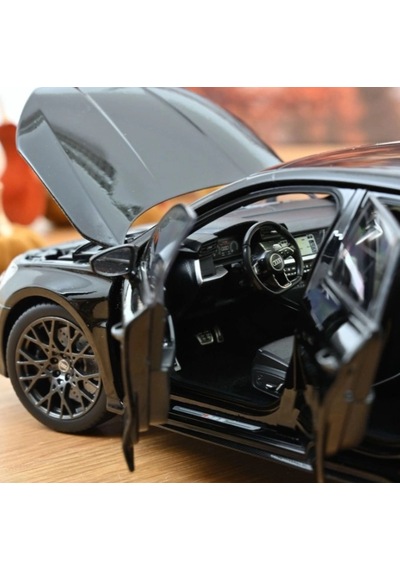 Norev 188388 1/18 Audi Rs 3 2025 Myth Black