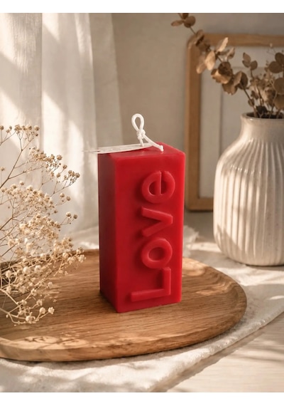 Mumelia Love Yazılı - Doğal Soya Blok Dekoratif Mum - Kırmızı