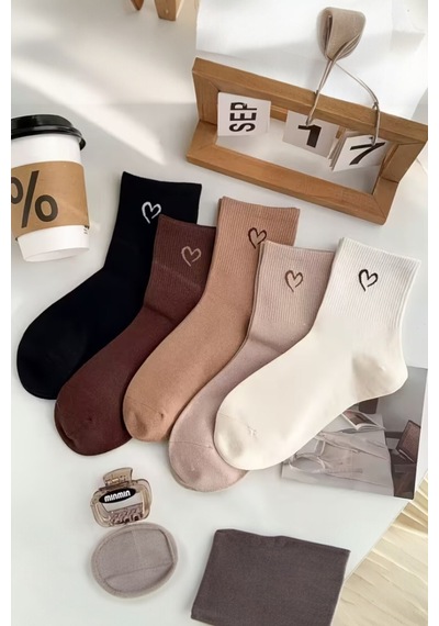 Hitit Socks Kadın 5 Çift Premium Kalite Mini Kalp Desenli Günlük Kullanım Sevimli Kolej Çorabı Çok Renkli