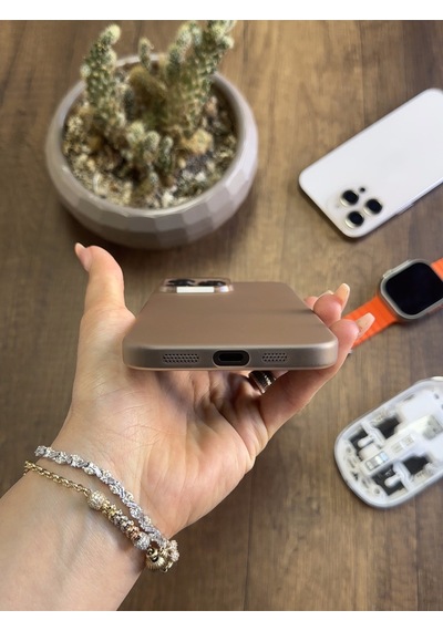 Apple iPhone 16 Pro Max Uyumlu Süper İnce Mat Ultra Thin Silikon Kılıf Çöl