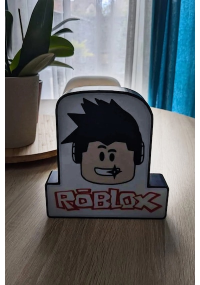 Roblox Temalı Şık Gece Lambası, Beyaz Renk, Çocuk Odası Dekorasyonu İçin İdeal Çok Renkli