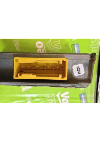 Megane1 Airbag Beyni  Temiz 8200101440
