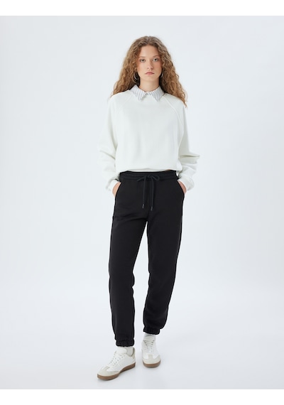 Koton Basic Sweatshirt Bisiklet Yaka Dikiş Detaylı Şardonlu Ekru 5wal10192ık Ekru