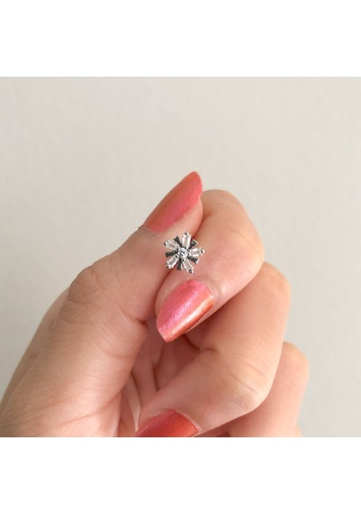 Ferizz 316l Çelik Zirkon Taşlı Çiçek Piercing Prc-176