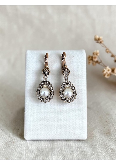 Kristal Taşlı Papatya Figür İnci Sallantılı Küpe Beyaz 78159879