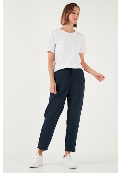 Lela Pamuklu Normal Bel Regular Fit Düz Paça Bayan Pantolon 668Yp42282S4 Lacivert