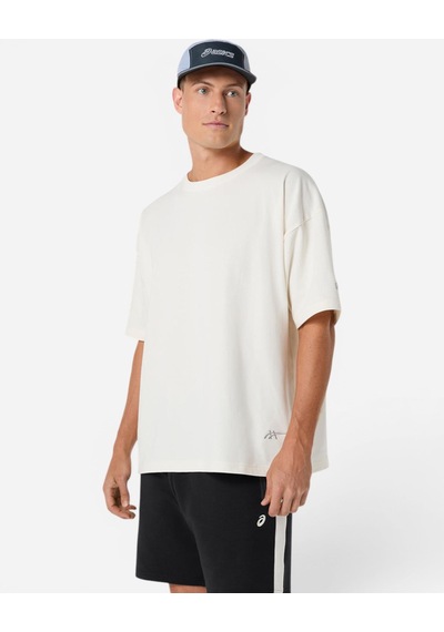 Asics Asıcs Track Club Herıtage Relaxed Tee Erkek Bej Kısa Kollu Tshirt 2033c122-100