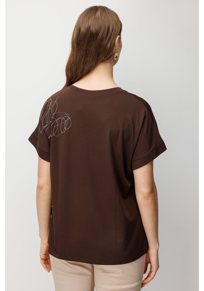 On Kadın Büyük Beden Tek Omzu Zincirli V Yaka T-shirt 71368 Kahverengi