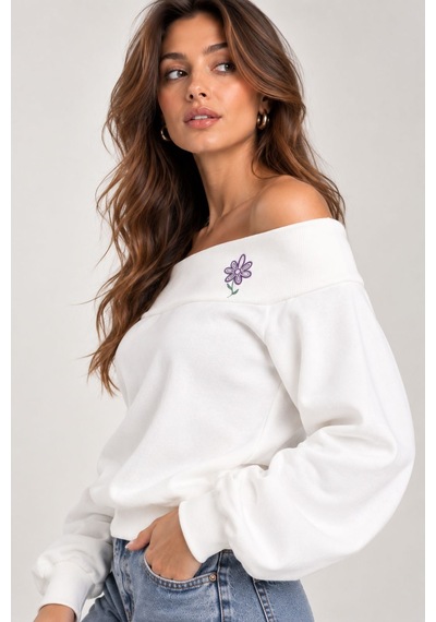 Sortie Collection Madonna Yaka Çiçek Nakışlı 3 İplik Sweatshirt Ekru