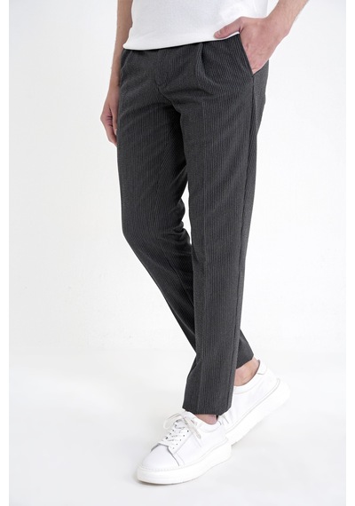 Comfort Fit Rahat Kalıp Pileli Esnek Pamuklu Çizgili Siyah Jogger Pantolon P 1218 Comfort Fit Rahat Kalıp Pileli Esnek Pamuklu Çizgili Siyah Jogger Pantolon P 1218
