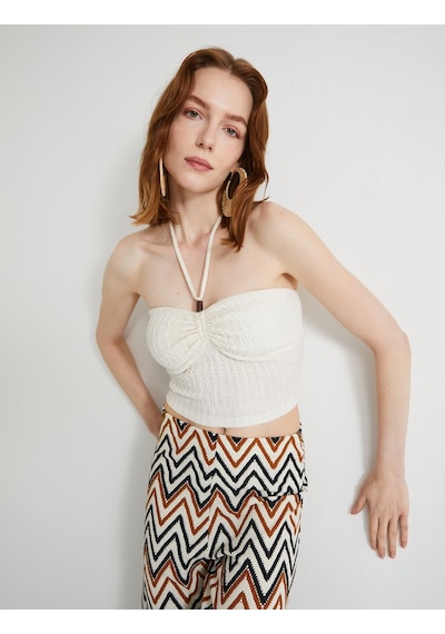Koton Crop Üst Boyundan Bağlamalı Dokulu Ekru 4sak10558ek Koton Crop Üst Boyundan Bağlamalı Dokulu Ekru 4sak10558ek