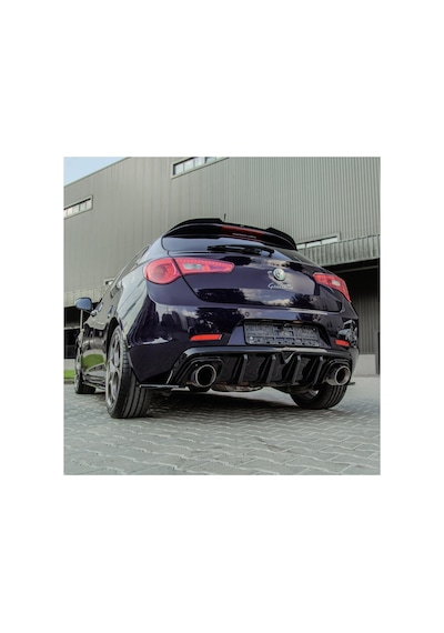 Alfa Romeo Giulietta Arka Difüzör 2010-2020 Uyumlu İtalyan Tip Arka Difüzör Piano Black Abs