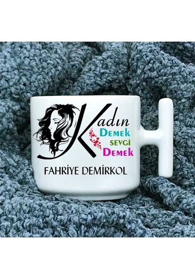 Kadın Tasarımlı Latte Fincanı