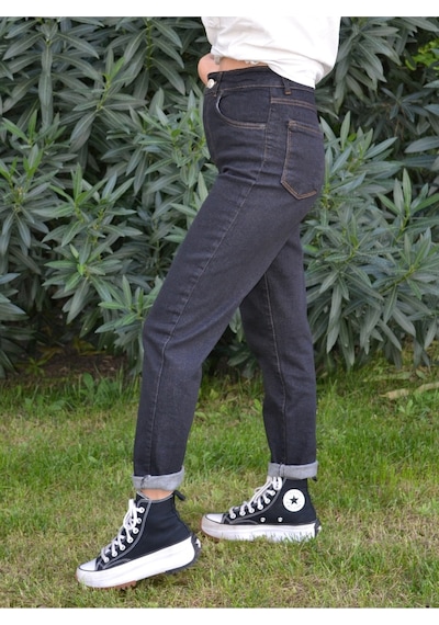 Likralı Denim Kumaş Kar Siyah Mom Jeans Siyah