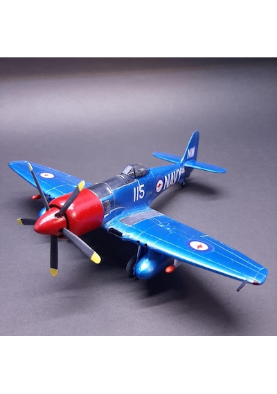 Hawker Sea Fury Fb11 Pm Model Avcı Uçağı Demonte Plastik Maketi