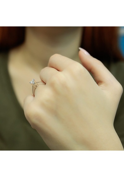 Lova H Renk 0,58 Karat Pırlanta Tektaş Yüzük - HRD Sertifikalı
