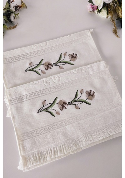 Kanaviçe Nakışlı Güllü Kadife El Yüz Havlusu - 50x90 Cm- Krem Krem Krem