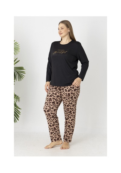 Estiva Kadın Kaplan Alt Desenli Soft Uzun Kollu Battal Pijama Takımı Çok renkli