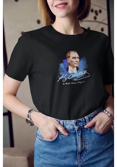 Assema Kadın Bisiklet Yaka Atatürk Baskılı Oversize Kısa Kol T-shirt - Siyah Çok Renkli