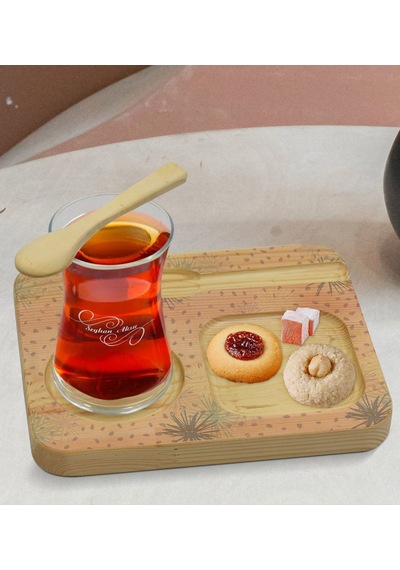 Kişiye Özel Doğal Ahşap Kaşıklı Sunum Tabağı Ve Heybeli Çay Bardağı Hediye Seti - Model 2