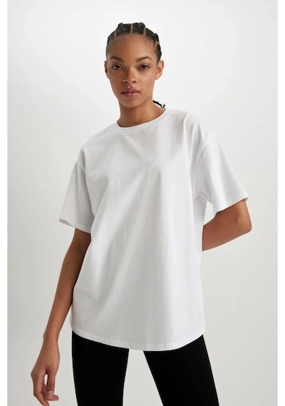 Hvç Kadın Oversize Geniş Kesim %100 Pamuk Yumuşak Dokulu Basic Bisiklet Yaka Siyah Tişört Beyaz Hvç Kadın Oversize Geniş Kesim %100 Pamuk Yumuşak Dokulu Basic Bisiklet Yaka Siyah Tişört Beyaz