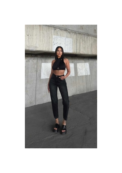 Kene Jeans Yüksek Bel Siyah İşlemli Tam Kalıp Lazer Yırtık Mom Jeans Siyah İşlemli
