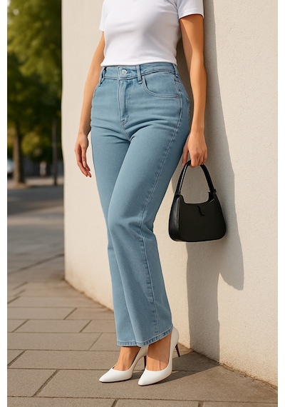 Cedy Denim Cedy Denım - Kadın Büyük Benden Boru Paça Yüksek Bel Regular Fit Likralı Pantolon C626 Açık Mavi