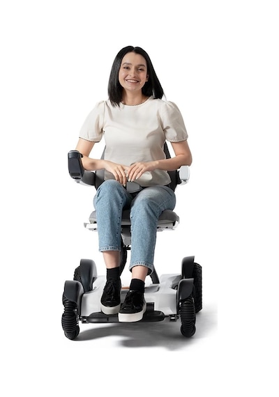 Robooter Akülü Tekerlekli Sandalye Ergonomik Tasarım, Hafif Alüminyum Gövde Ve 35 Km Menzilli Mobi