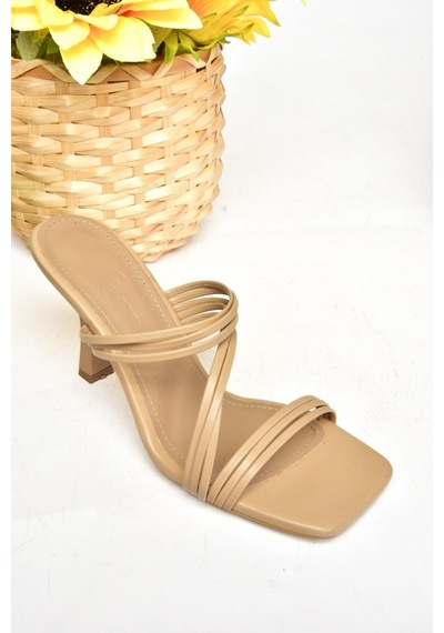 Fox Shoes S590033709 Ten İnce Topuklu Kadın Terlik Ten